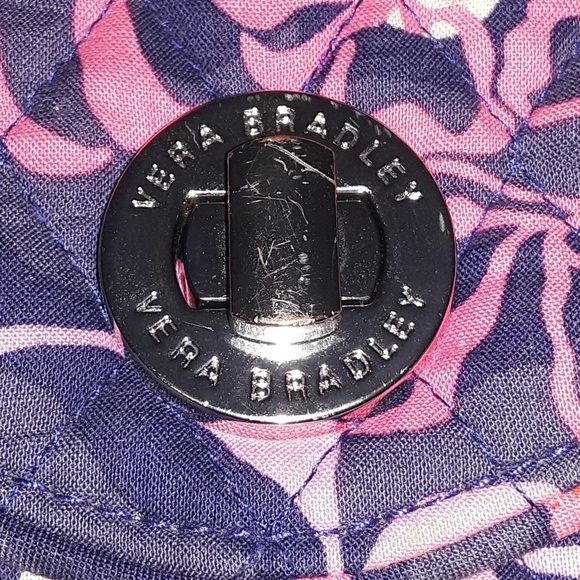 Vera Bradley Katalina quilted turnlock wristlet - Picture 4 of 8